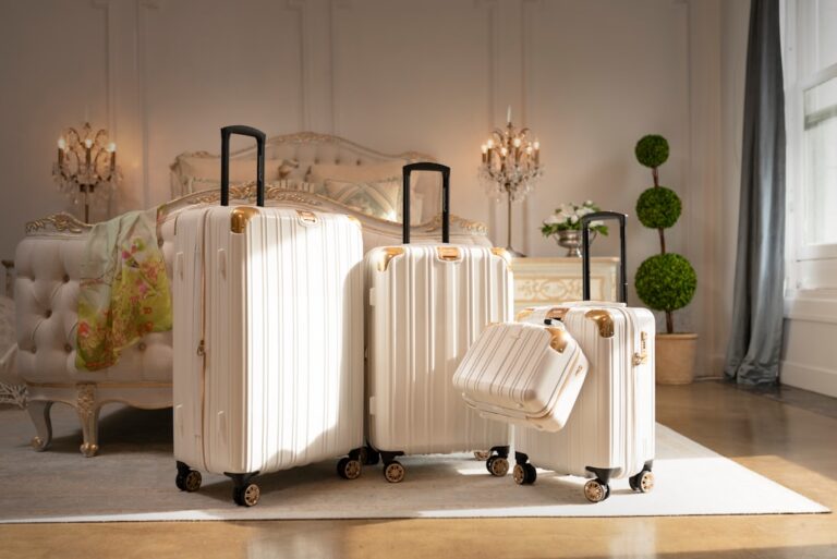 How to Pack Efficiently: Tips from the Experts at Safaripacks